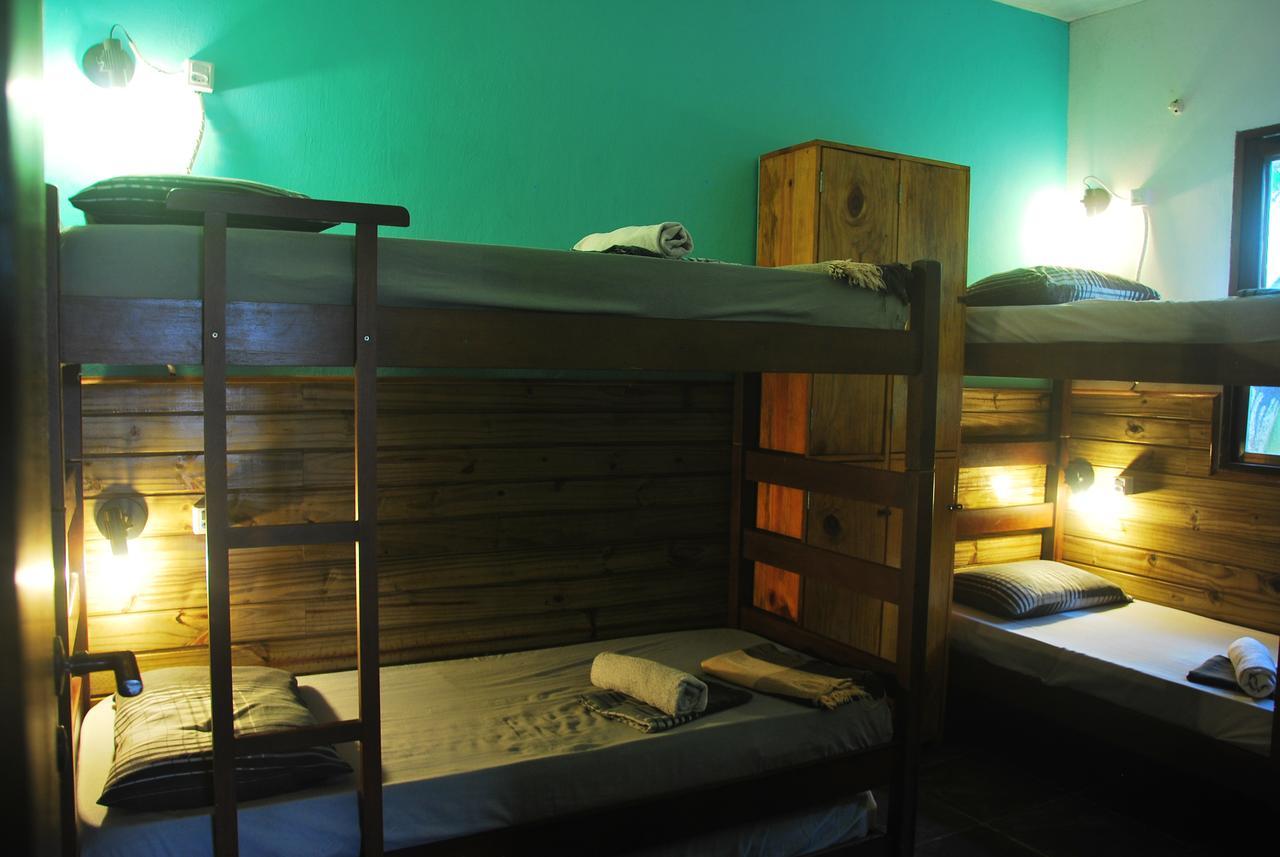 Samblumba Hostel Trindade トリンダーデ エクステリア 写真