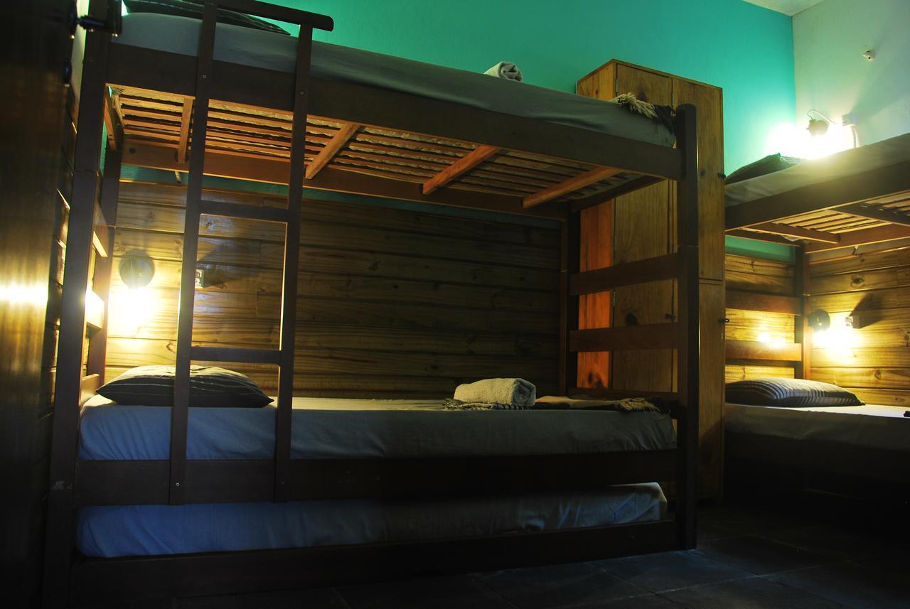 Samblumba Hostel Trindade トリンダーデ エクステリア 写真